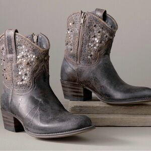 Frye short deborah studded boots, grey black, size 9